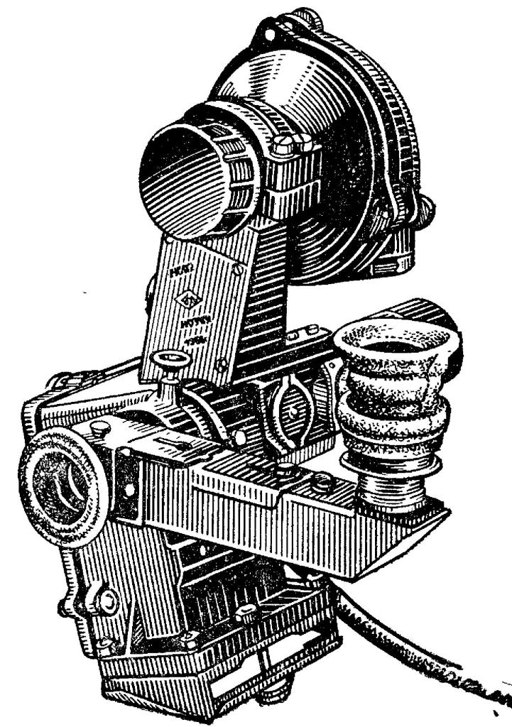 Рис. 68. Ортоскоп к оптическим и ночным прицелам, установленный на ночном прицеле