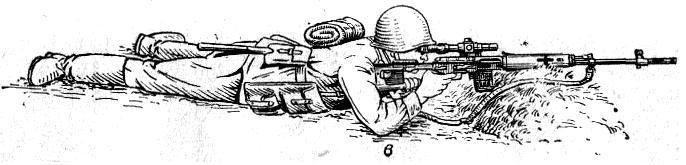 Рис. 62. Положение при стрельбе с упора при удержании винтовки левой рукой: